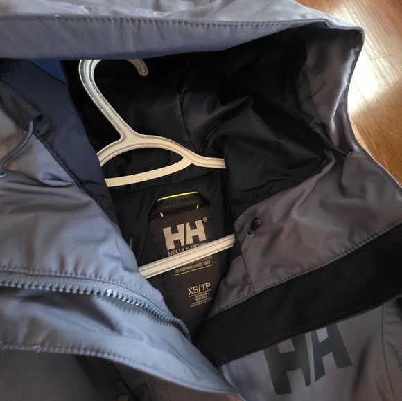 New HELLY HANSEN waterproof winter Snow Ski coat! Xs - Picture 3 of 8